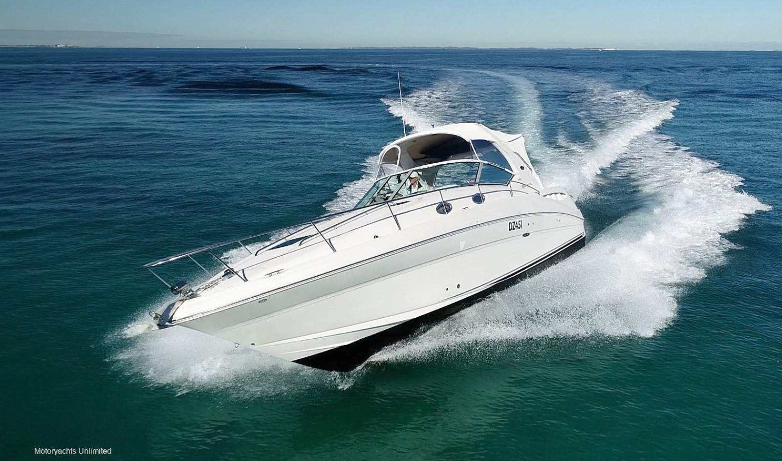 Sea Ray 355 Sundancer Good service history and well presented