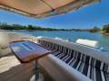 Riviera 4400 Sport Yacht