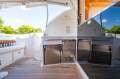 Riviera 4400 Sport Yacht