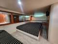 Riviera 4400 Sport Yacht