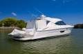 Riviera 4400 Sport Yacht