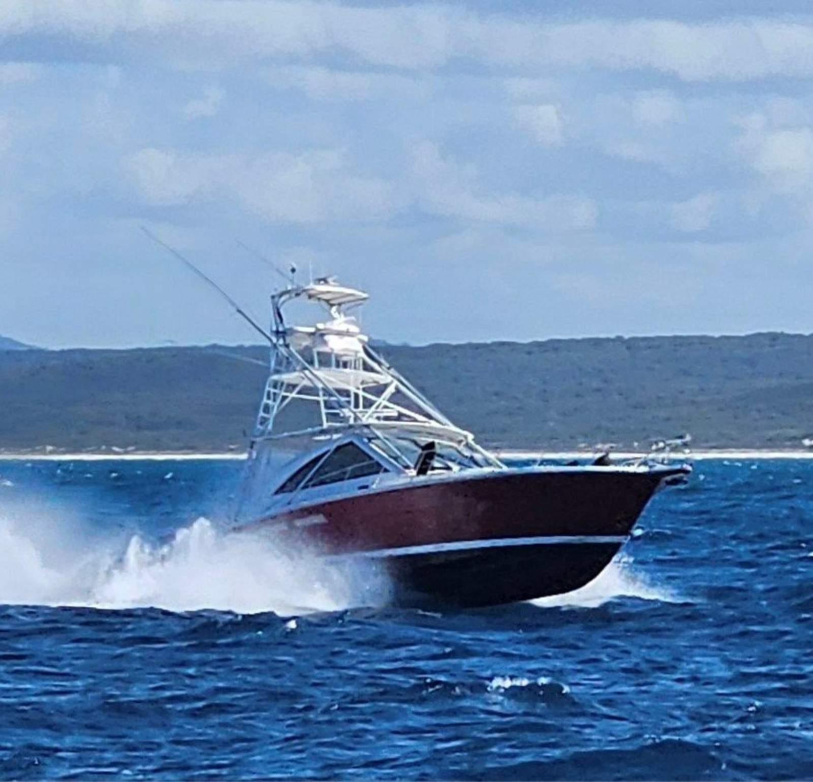 Riviera 48 Offshore Express 480E Offshore Express