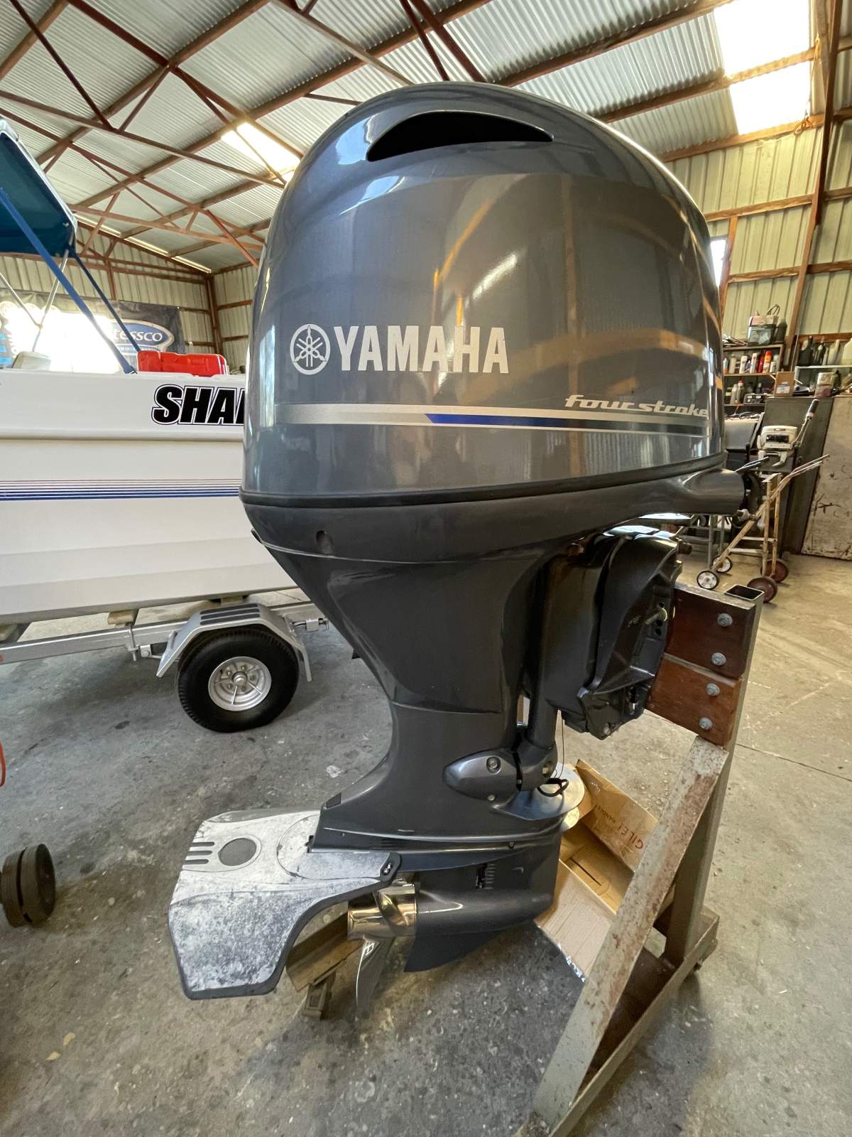 115hp Yamaha outboard motor