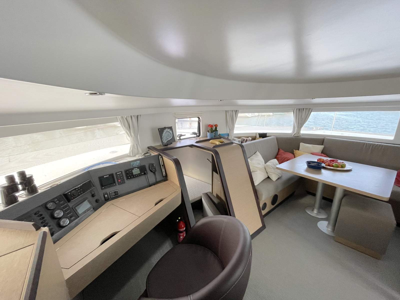 Neel Trimarans 45