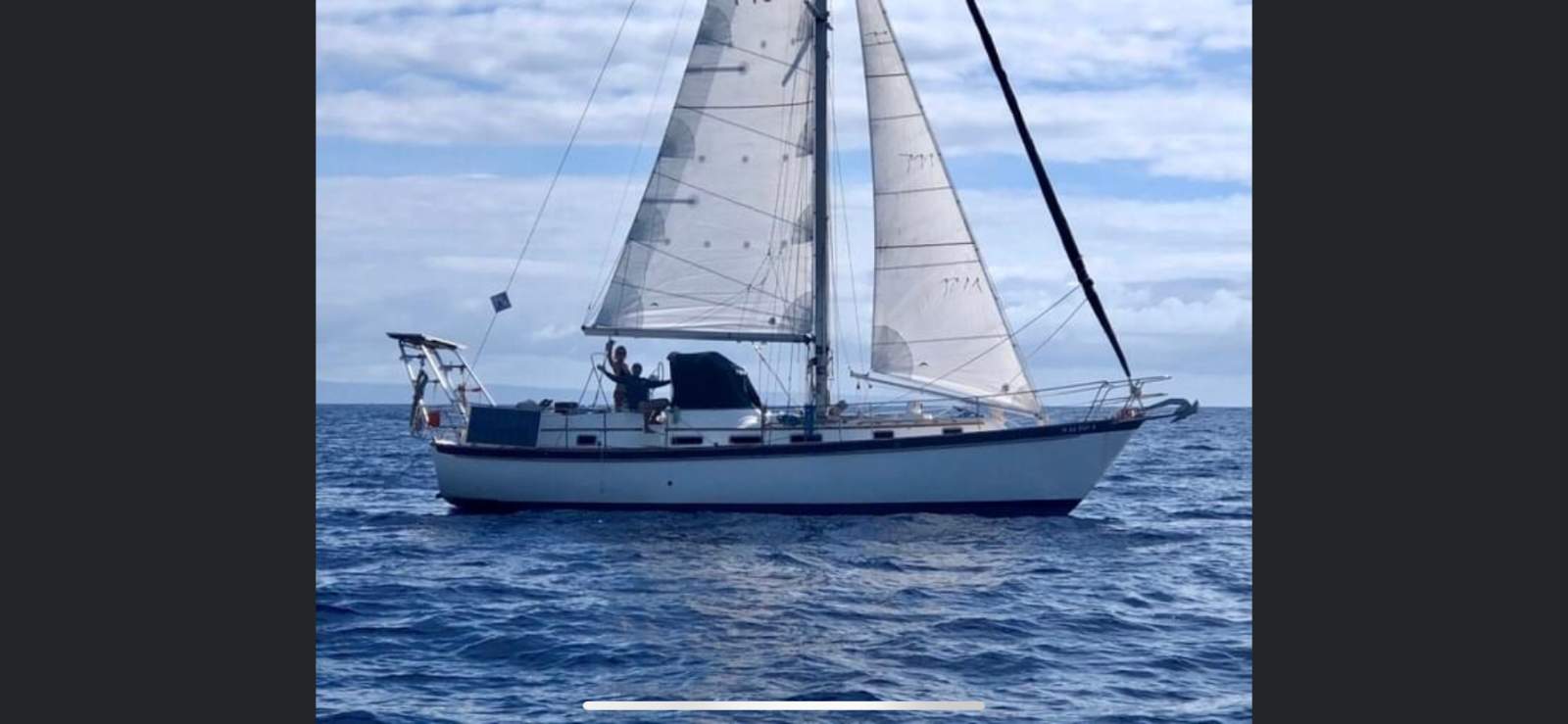 Pearson 422 Pearson 422. Center cockpit, Cutter