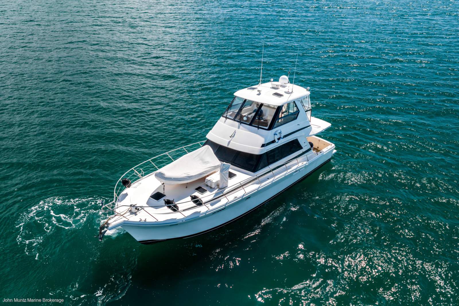 Riviera 48 Platinum Enclosed Flybridge