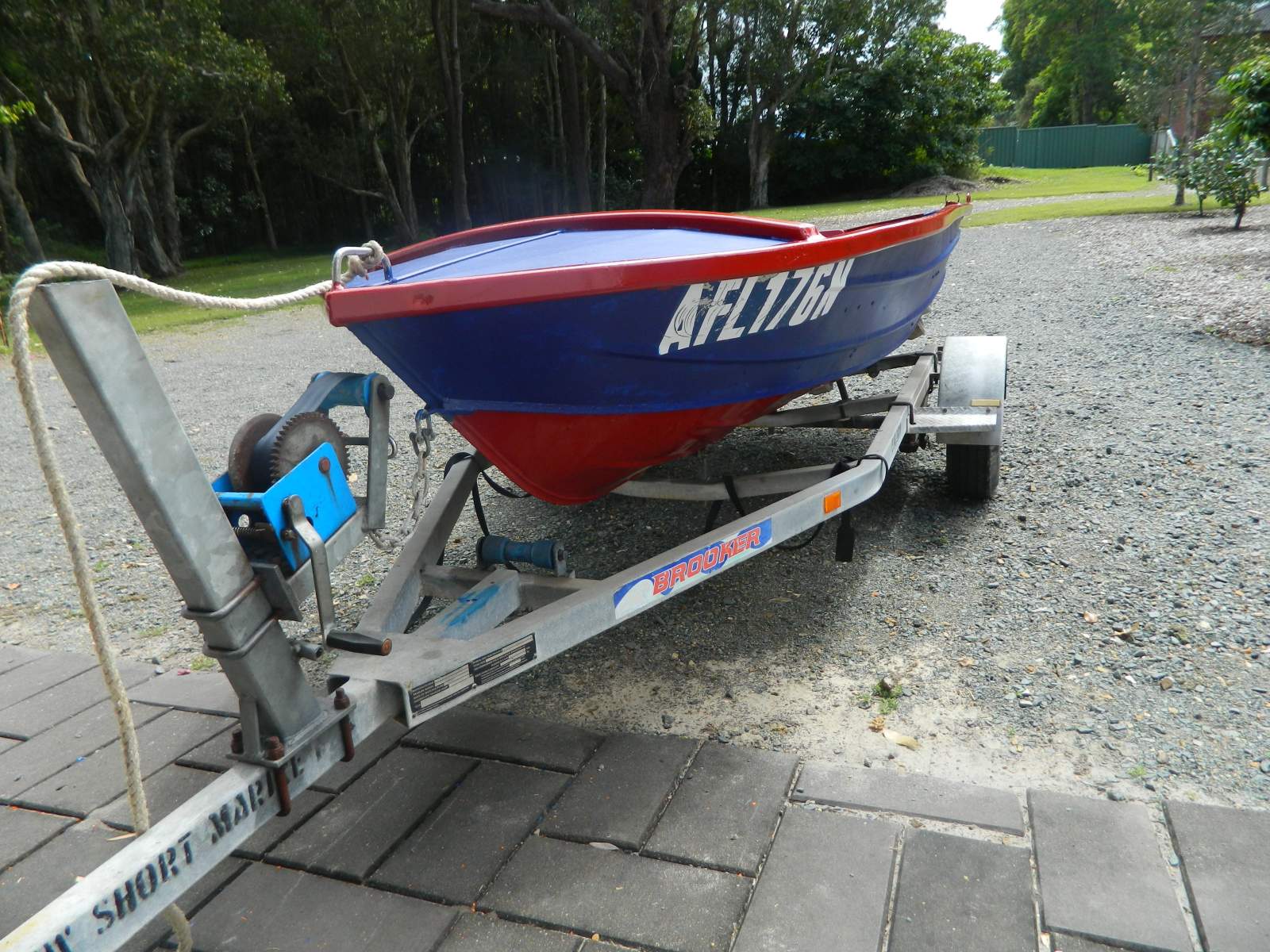 3.6 M (12 feet) aluminium tinny