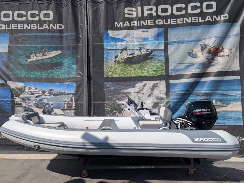 Sirocco A390Q RIB alloy Alloy centre console RIB with hypalon tubes