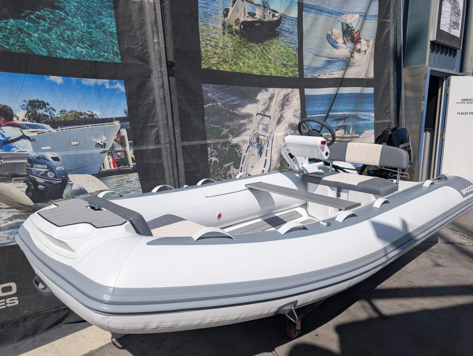 Sirocco A390q Rib Alloy Alloy centre console RIB with hypalon tubes