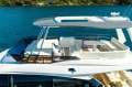 Ferretti 550