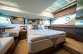 Ferretti 550