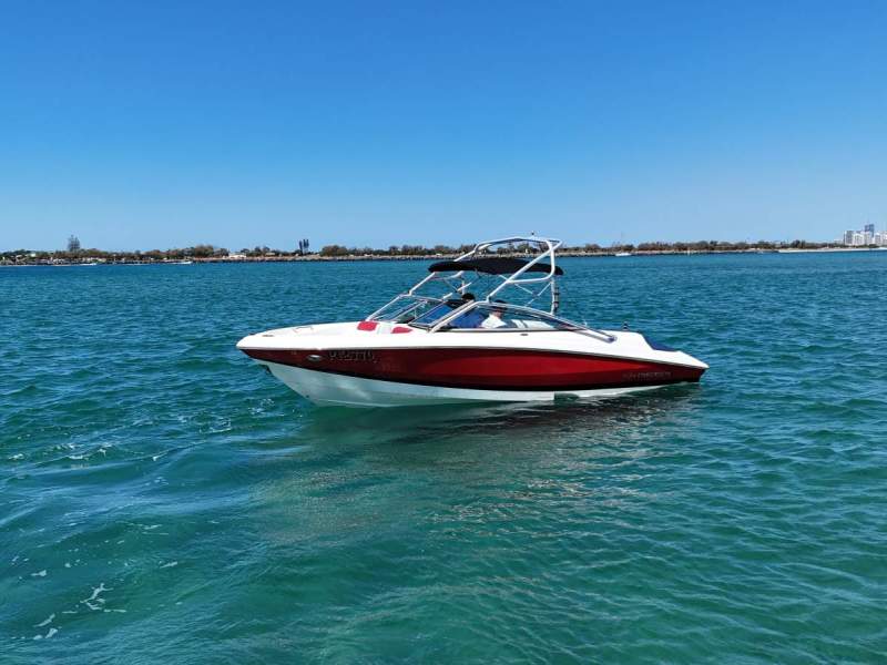 Regal 2200 Bowrider