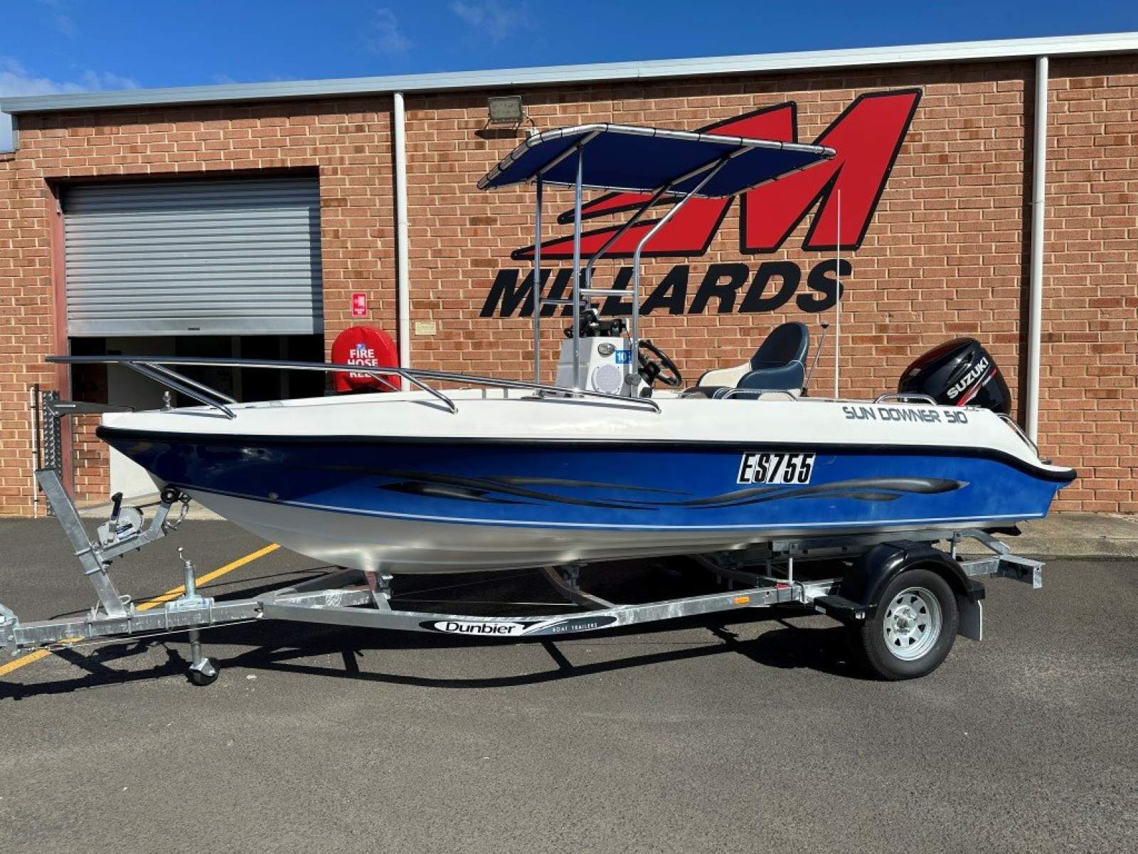 Sundowner 510 Centre Console