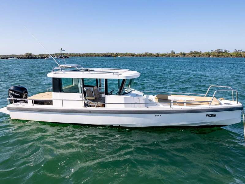 Axopar 28 Aft cabin