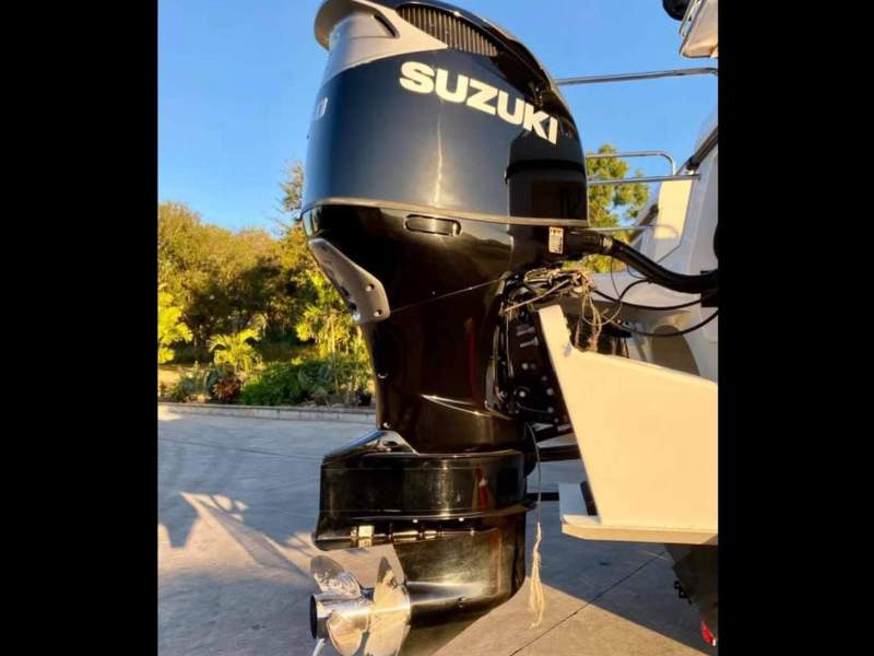 Suzuki 350hp Duo prop Outboard - Pair or sold Individually
