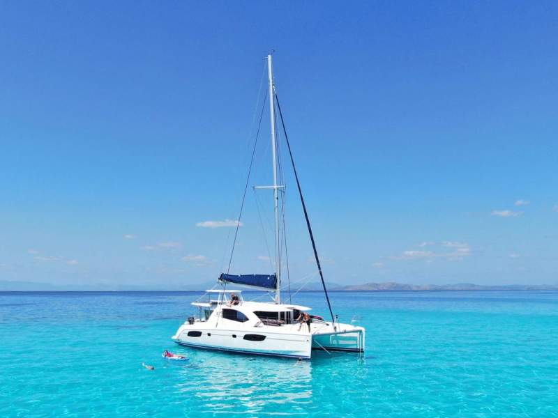 Leopard Catamarans 44 (2015 - 4 cabin)