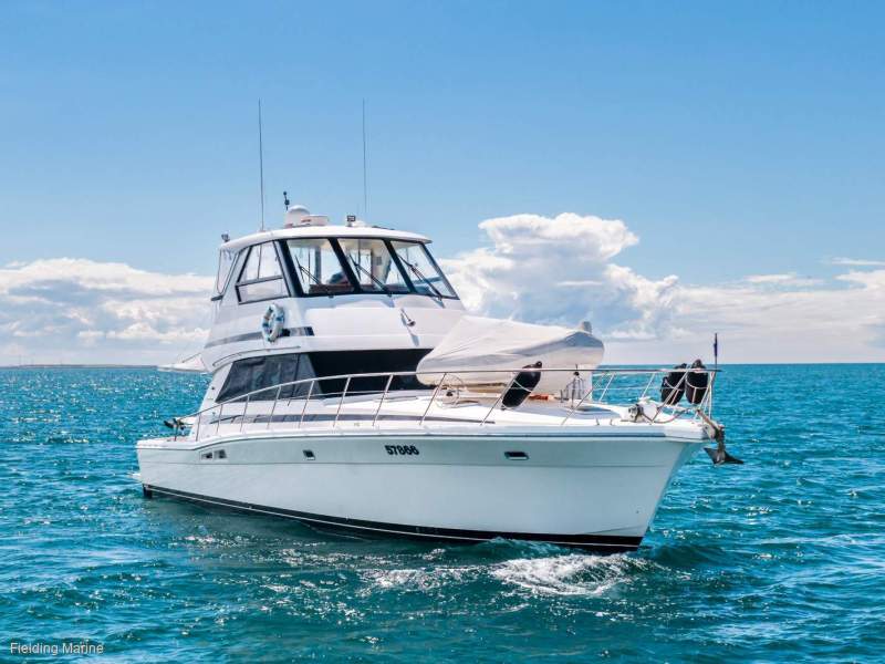 Riviera 48 Enclosed Flybridge