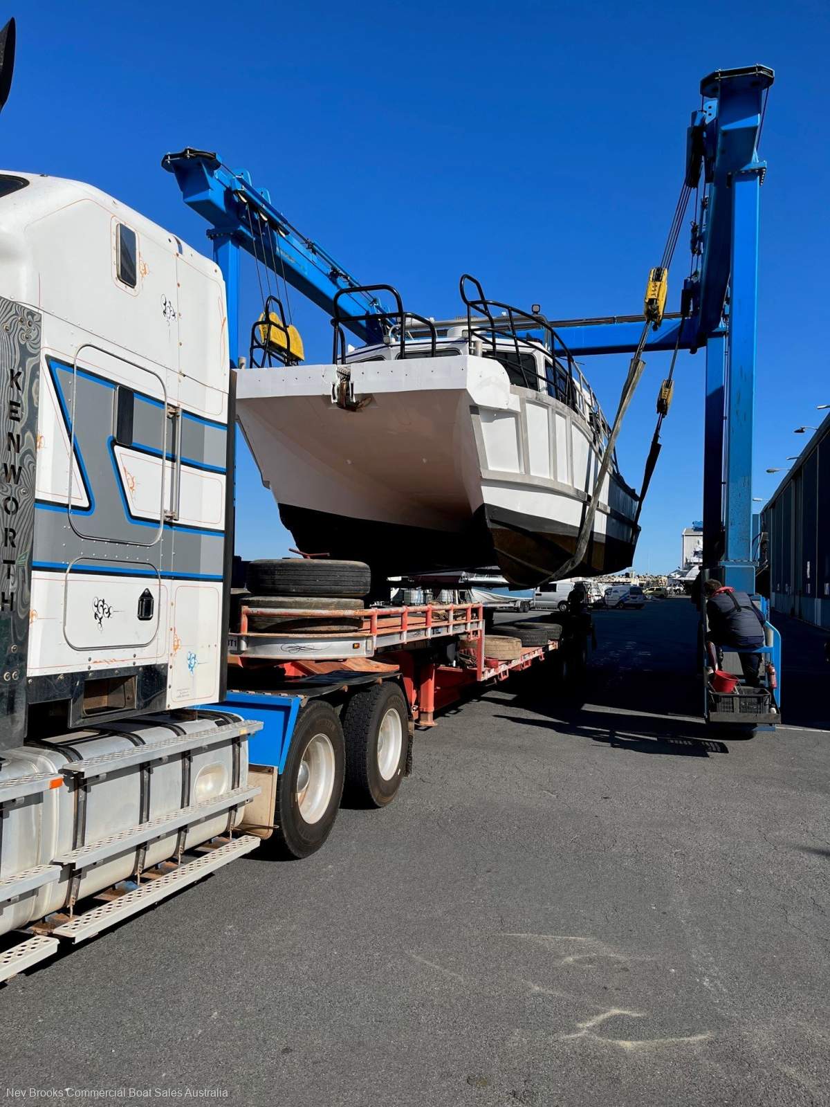 11.15 m Work / Transfer Catamaran