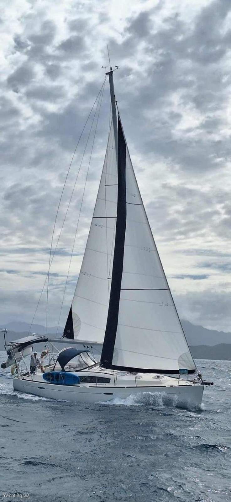 Beneteau Oceanis 40 Very well kept and upgraded