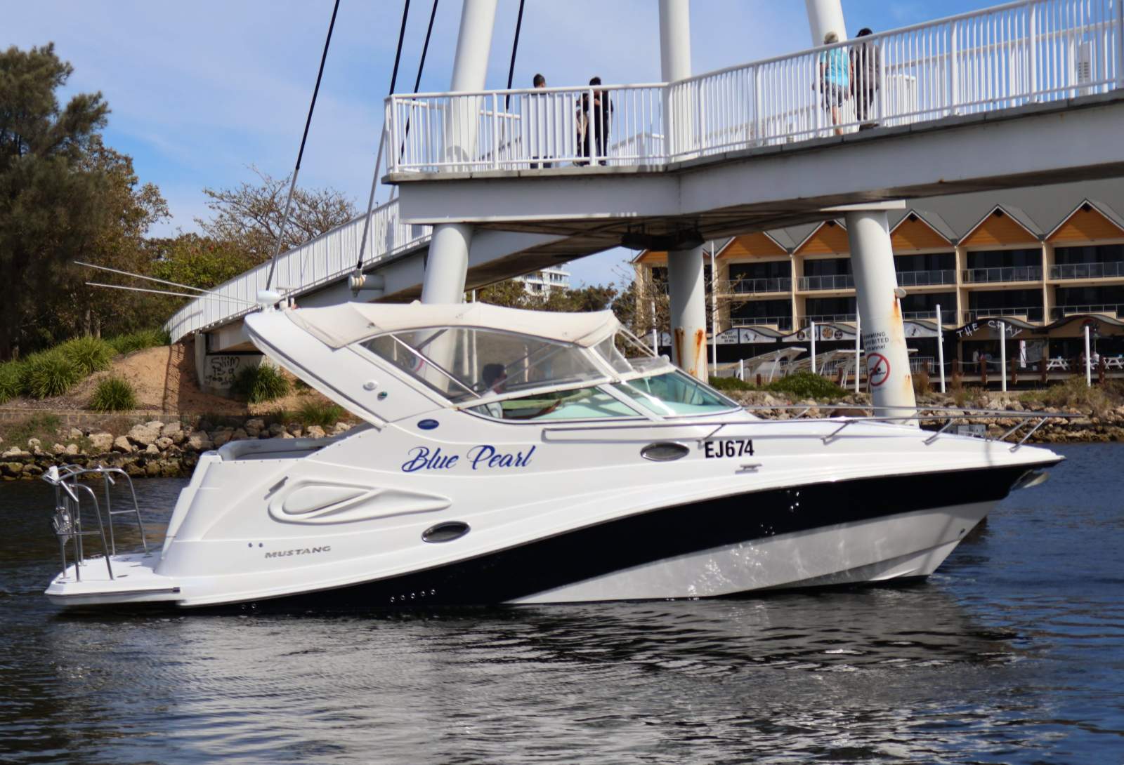 Mustang 3000 Sportscruiser