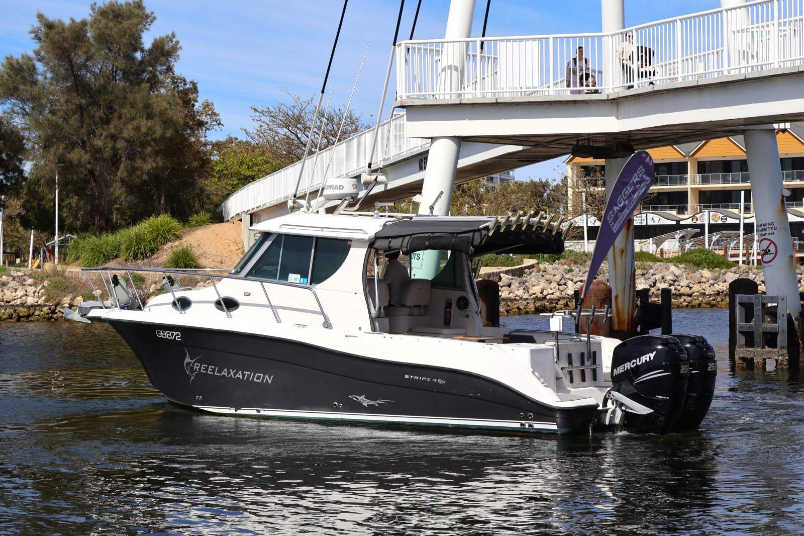 Seaswirl Striper 2901 WA - Offshore Ready!
