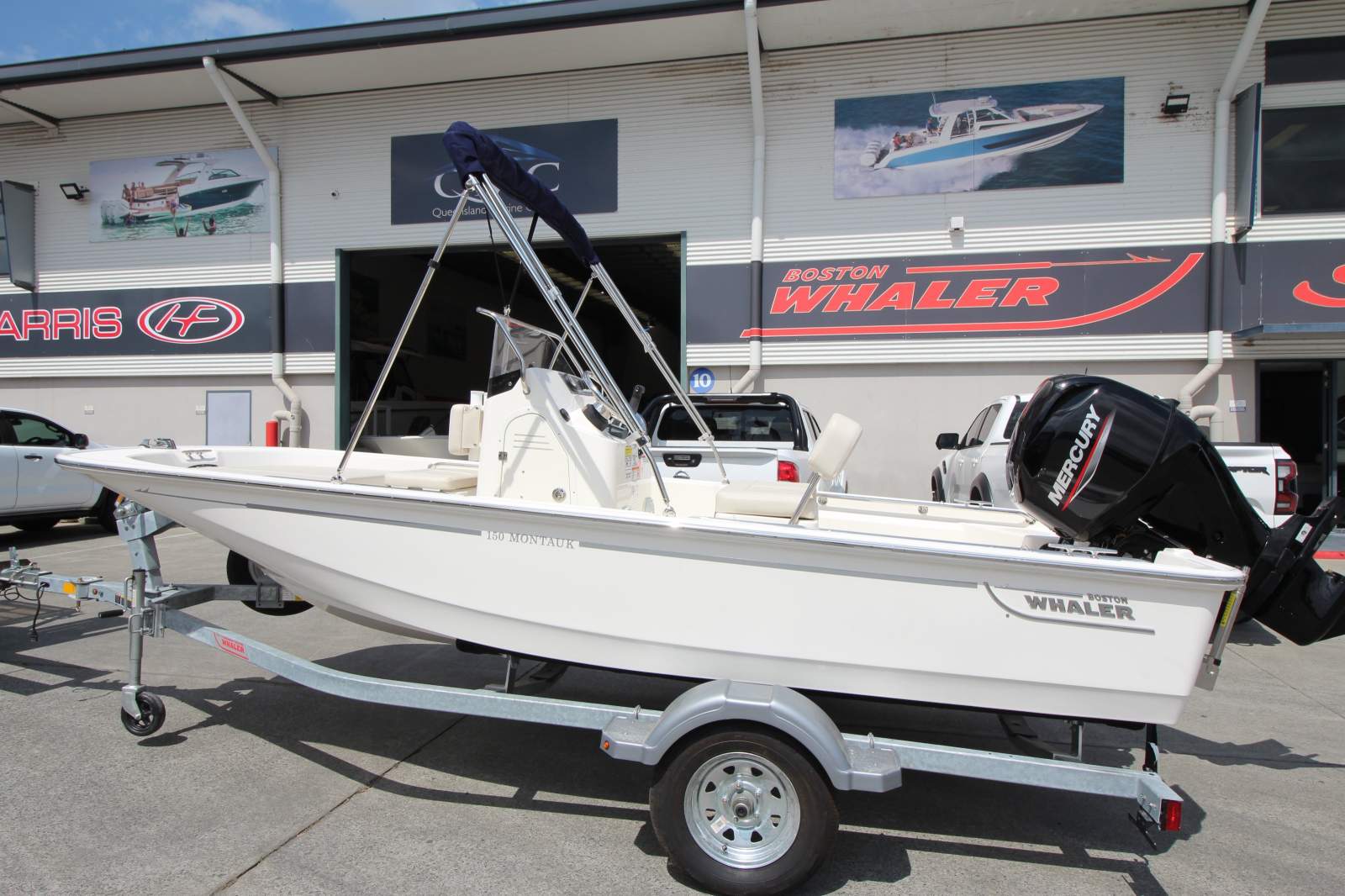 Boston Whaler 150 Montauk Centre Console
