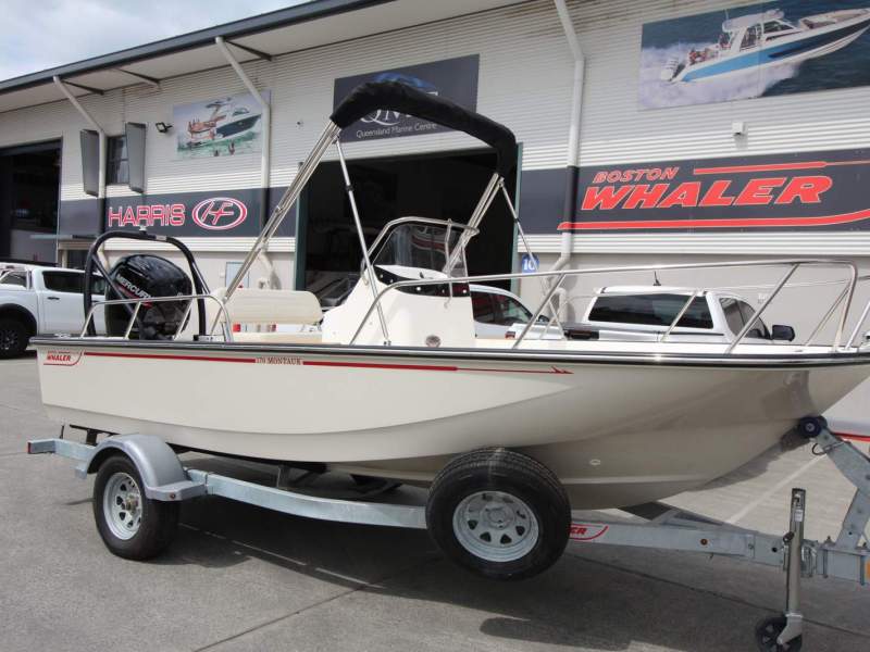 Boston Whaler 170 Montauk Centre Console