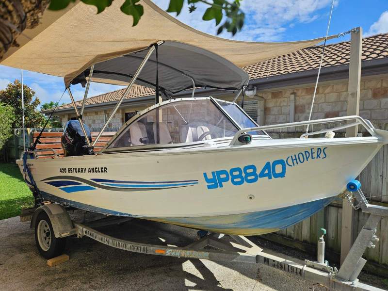 Quintrex 420 Estuary Angler 40hp 4 Stroke Suzuki with 15 hours run time