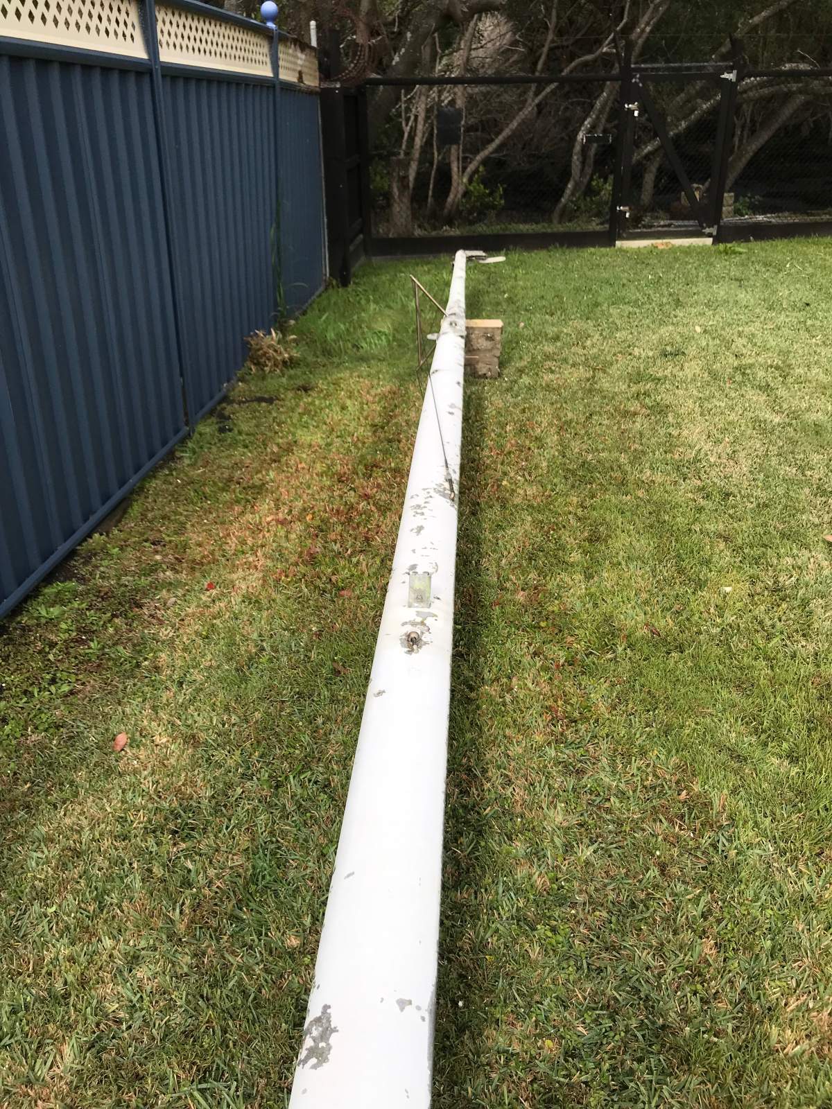Alloy tapered mast - 16.1m.