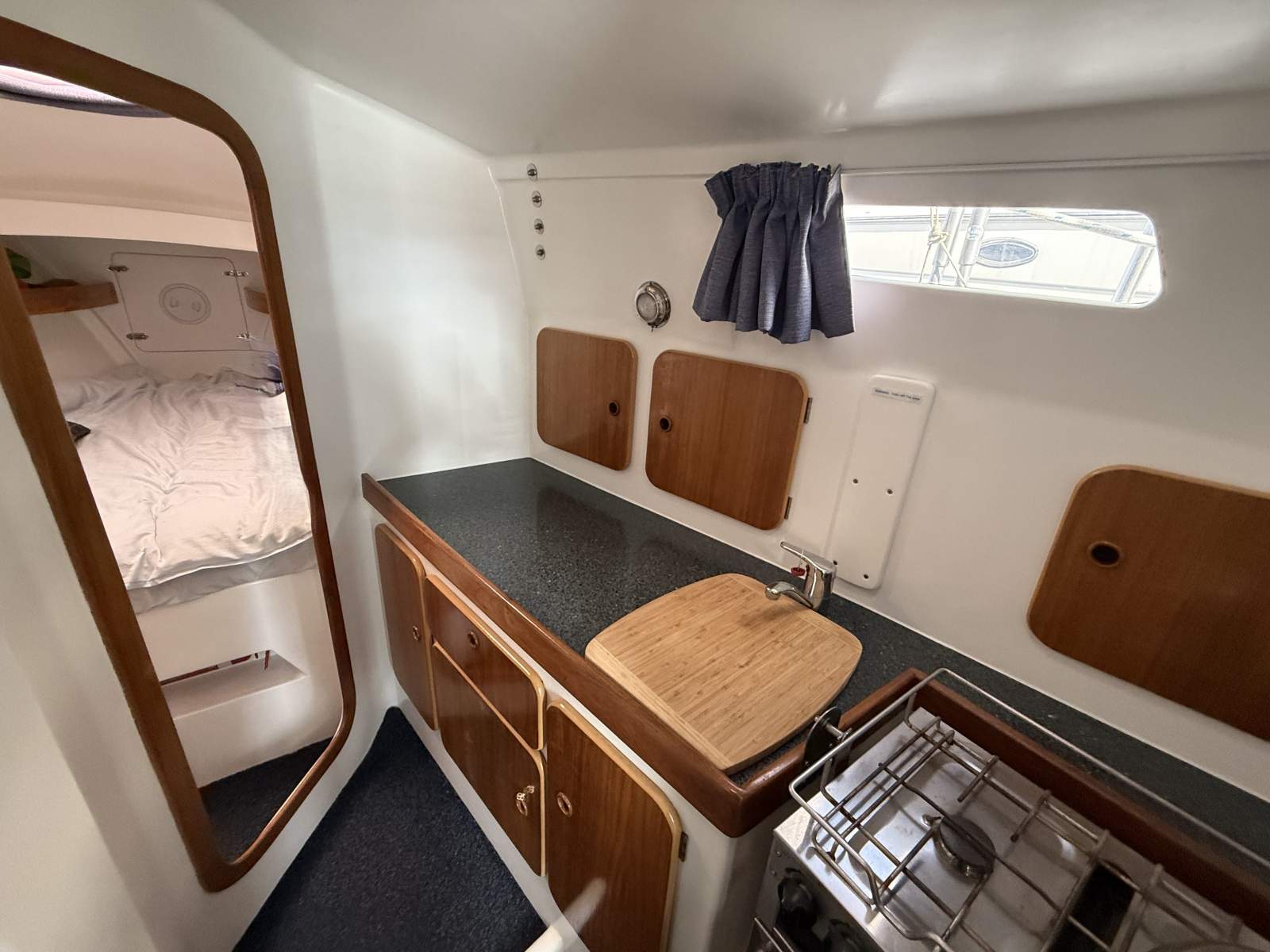 Huon Pilothouse Motor Sailer 2007 Chilln Out (37)