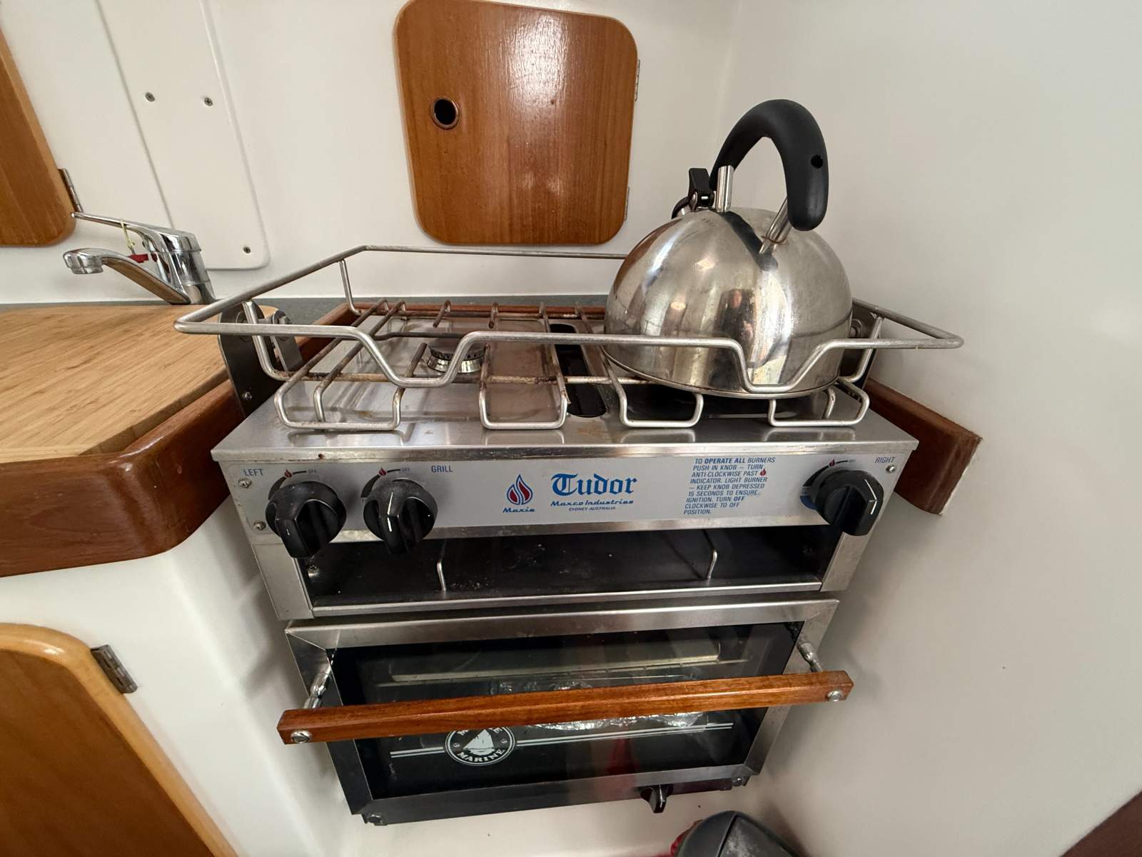 Huon Pilothouse Motor Sailer 2007 Chilln Out (37)