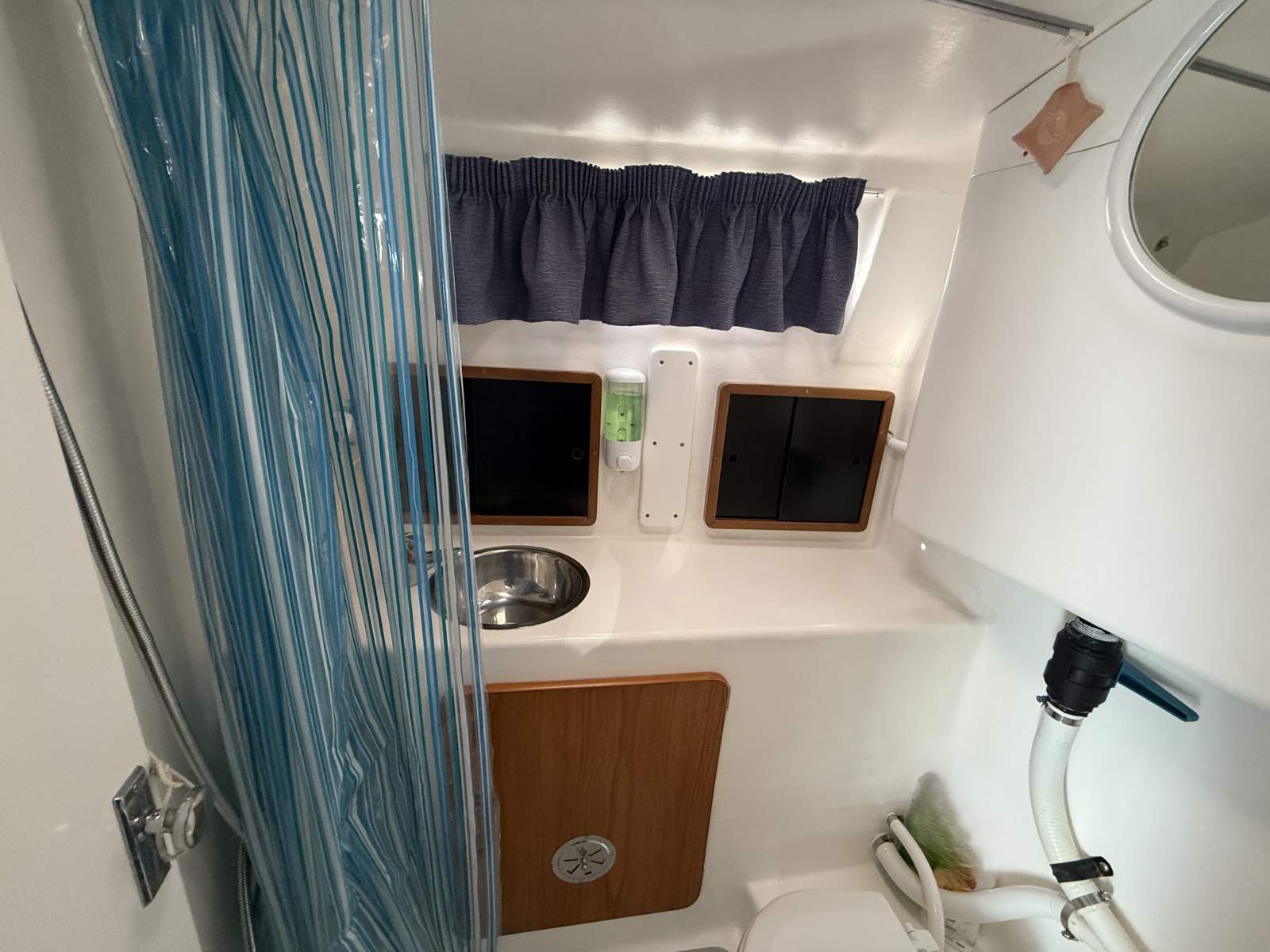 Huon Pilothouse Motor Sailer 2007 Chilln Out (37)