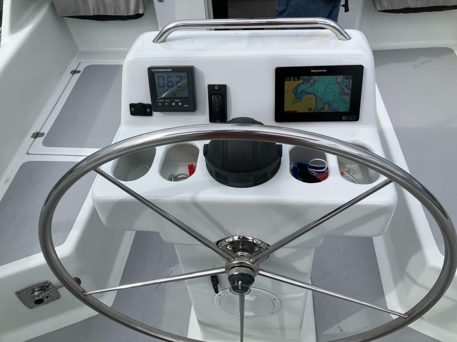 Huon Pilothouse Motor Sailer 2007 Chilln Out (37)