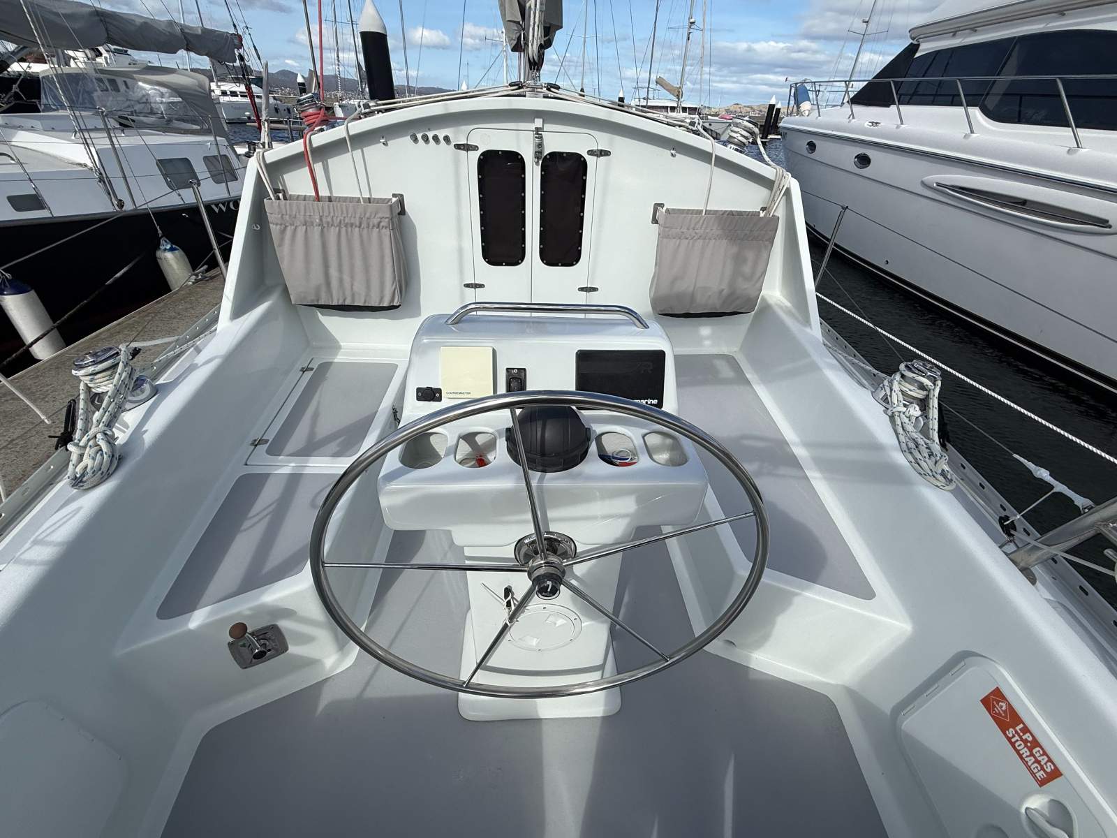 Huon Pilothouse Motor Sailer 2007 Chilln Out (37)