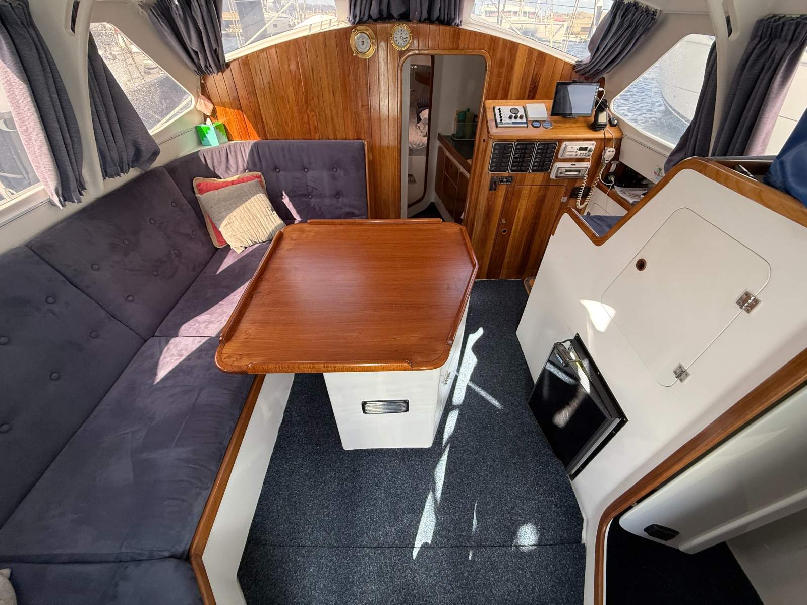 Huon Pilothouse Motor Sailer 2007 Chilln Out (37)