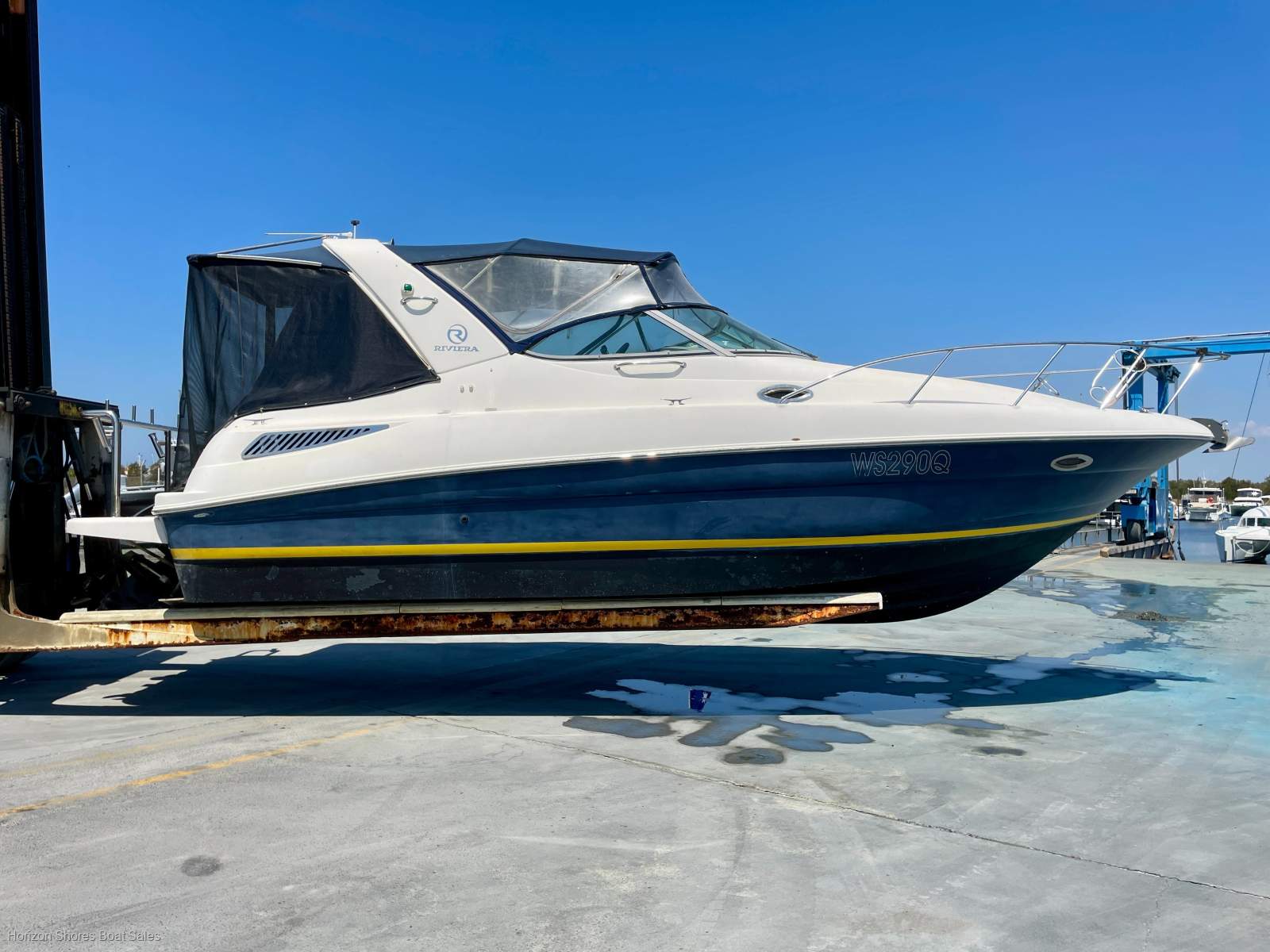 Riviera M290 Sports Cruiser