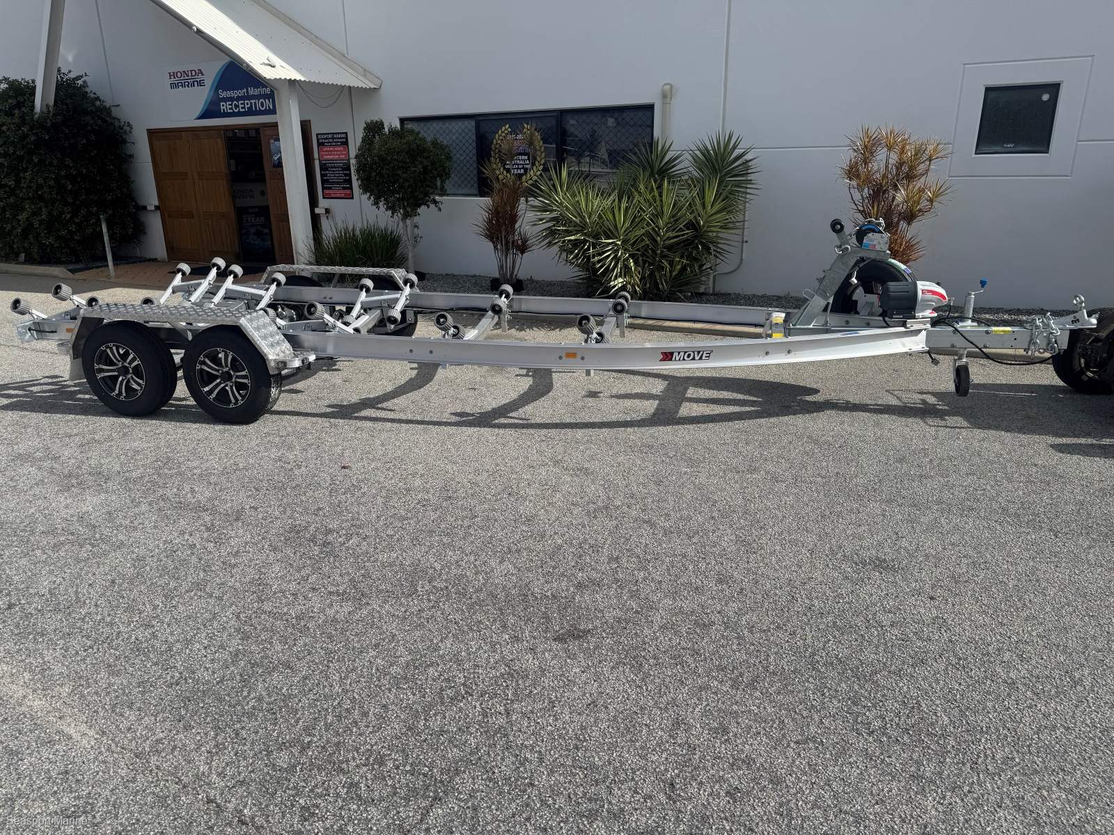 Move alloy boat trailer - Alloy 2600 ATM Tandem 14" Roller trailer