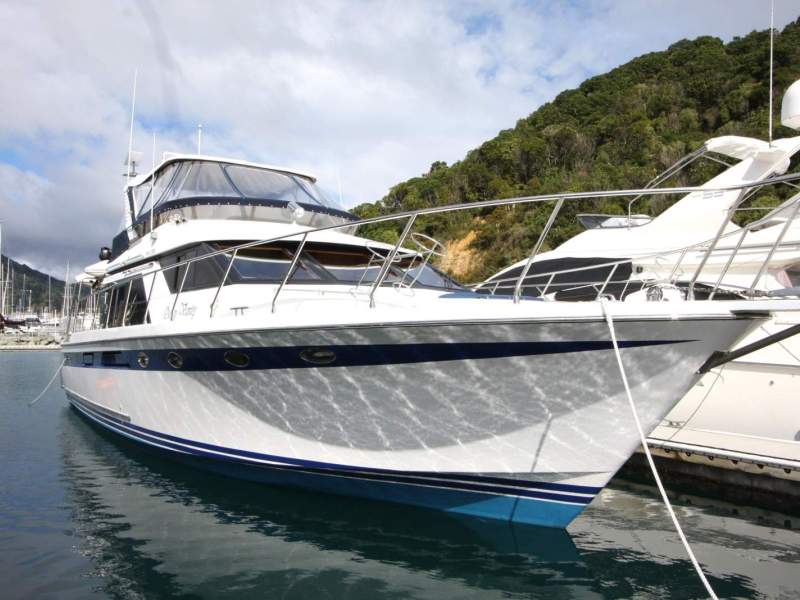Ocean Alexander Pilothouse