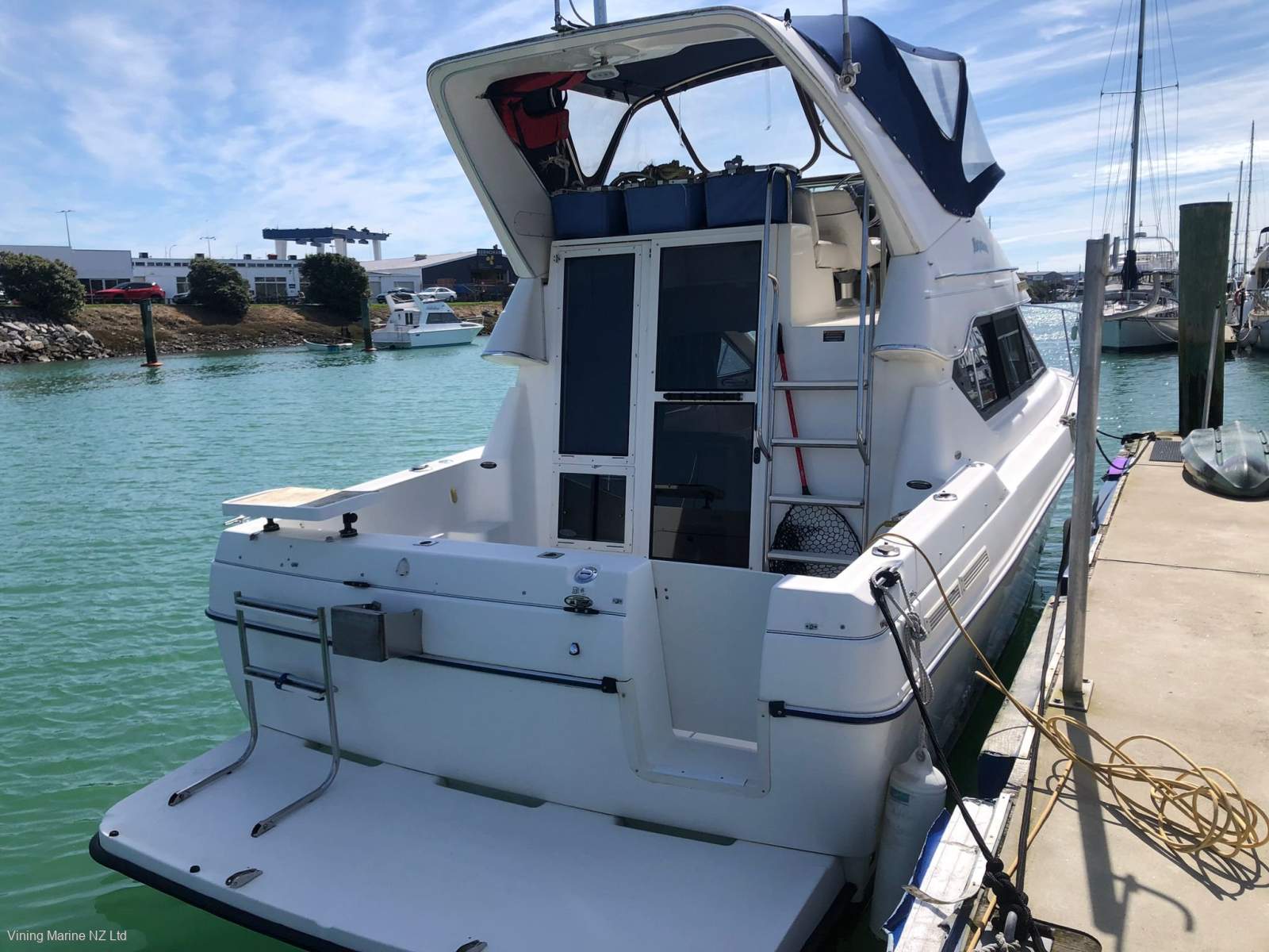 Bayliner 288 Flybridge Cruiser