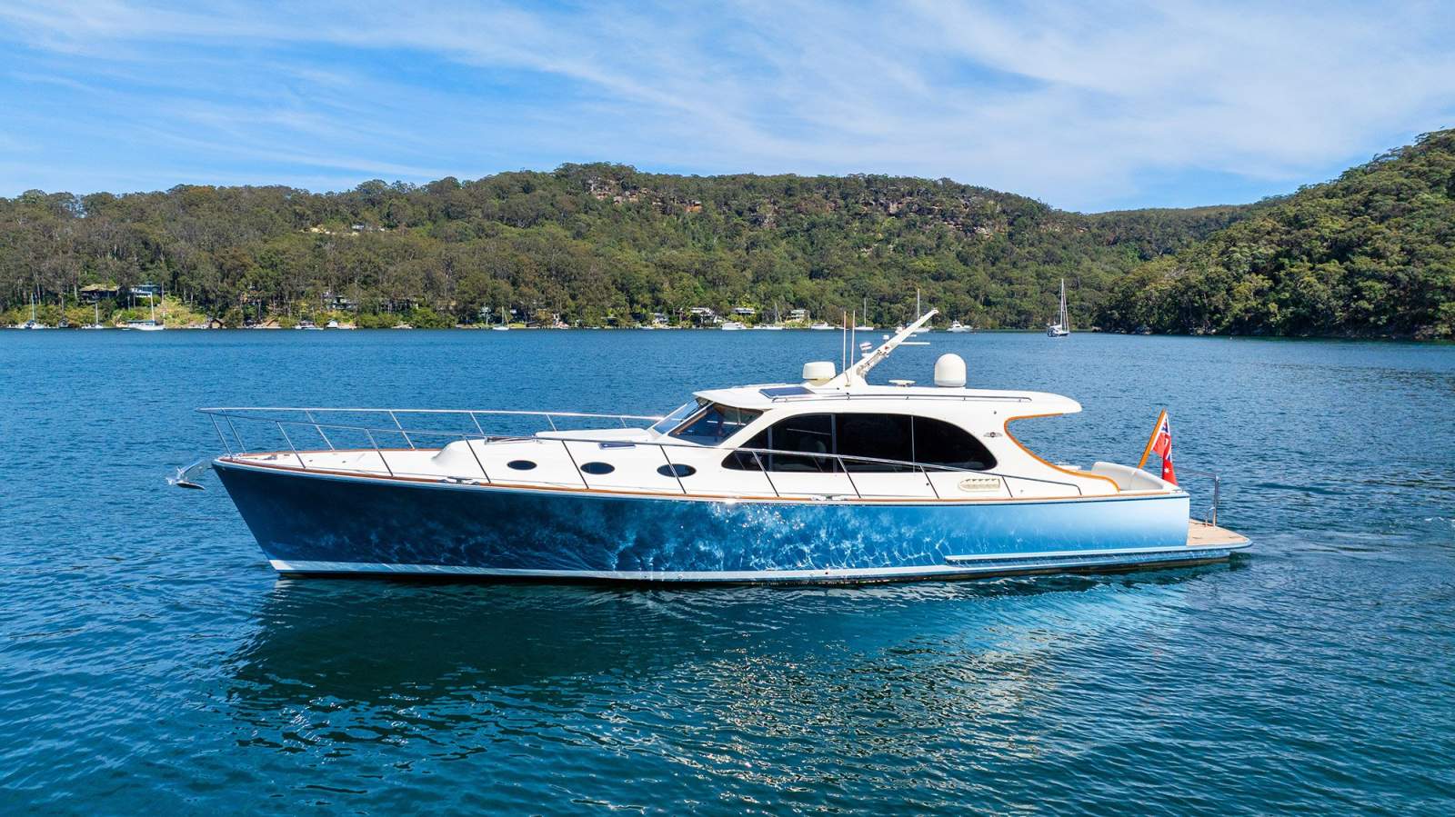 Palm Beach Motor Yachts 45 Sedan