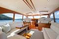 Palm Beach Motor Yachts 45 Sedan