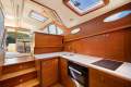 Palm Beach Motor Yachts 45 Sedan