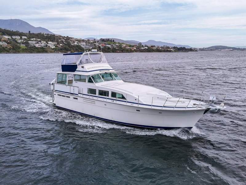 Bertram 58 Flybridge HUGE VOLUME, FULL-BEAM MASTER, GREAT LIVEABOARD!!