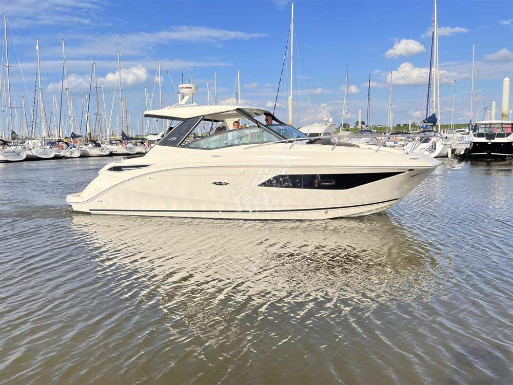 Sea Ray Sundancer