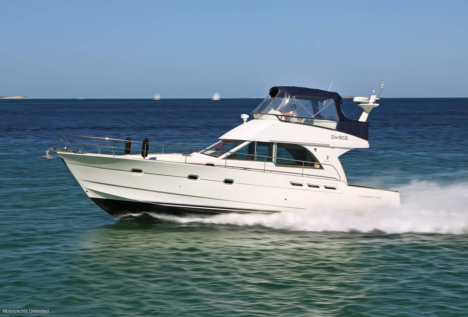 Beneteau Antares 13.80 A sensational sea boat!