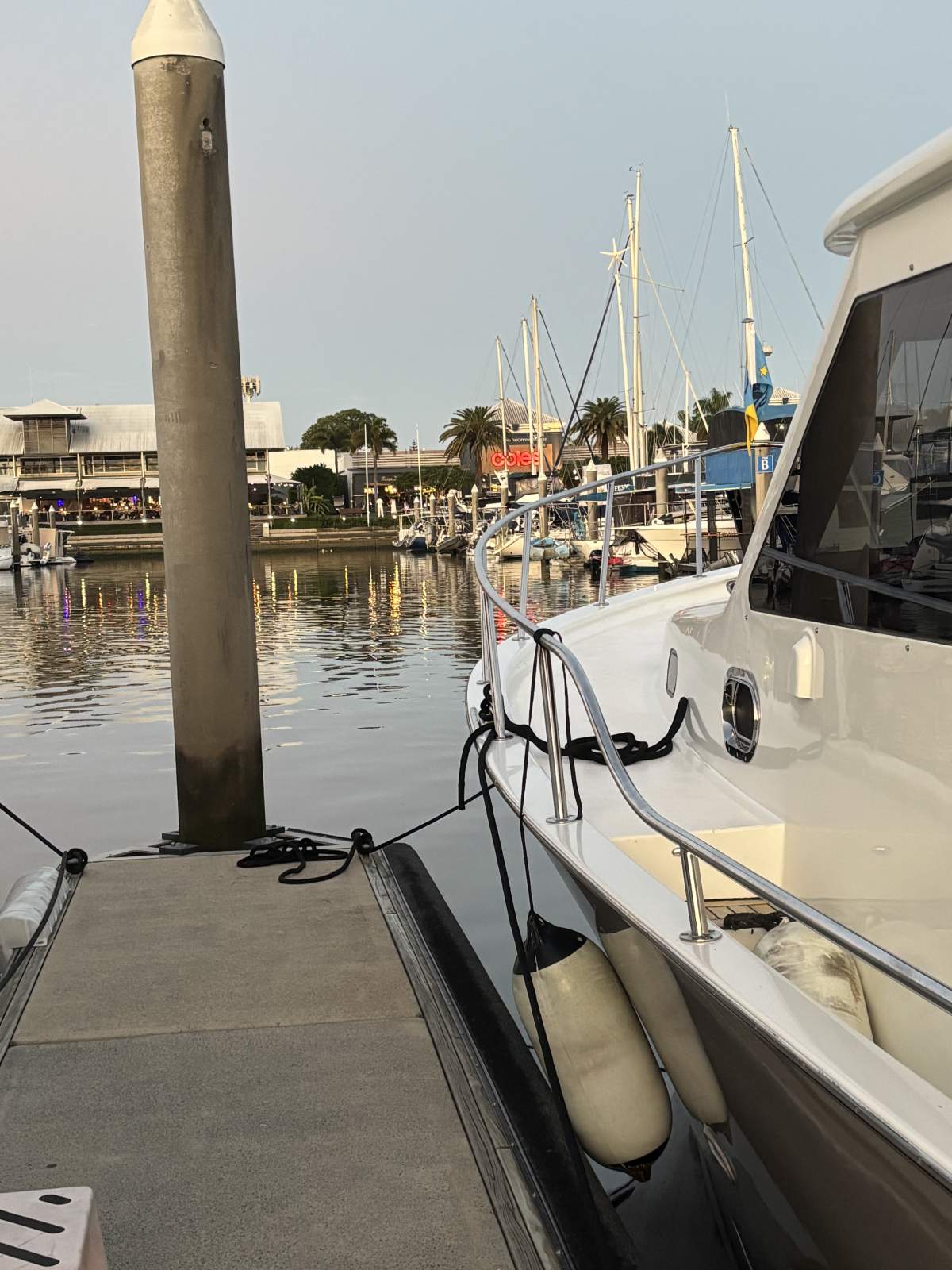 Marina Berth Hope Island Resort