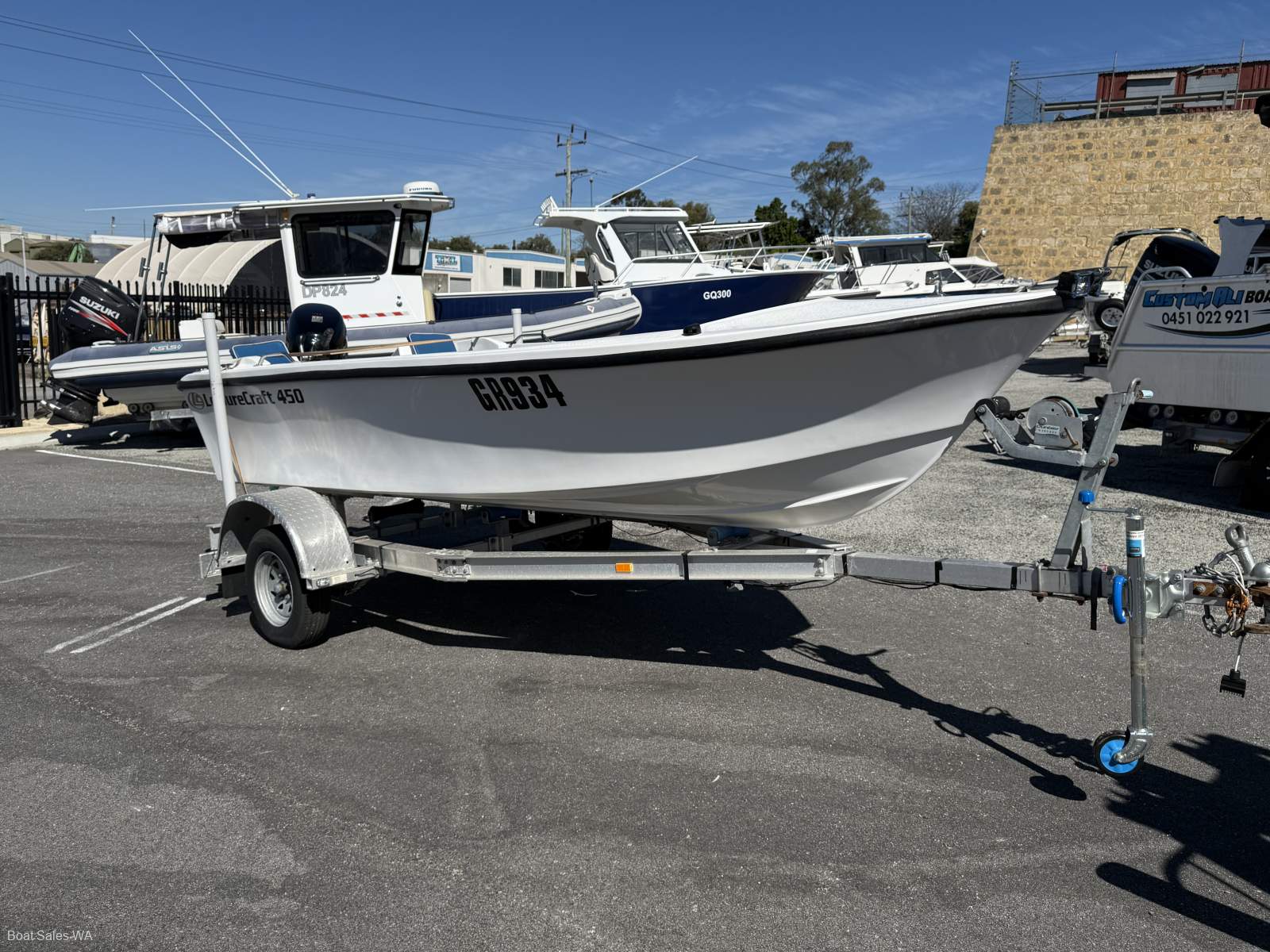 Leisurecraft 450 2021 MODEL 50HP 4 STR SUZUKI MOTOR