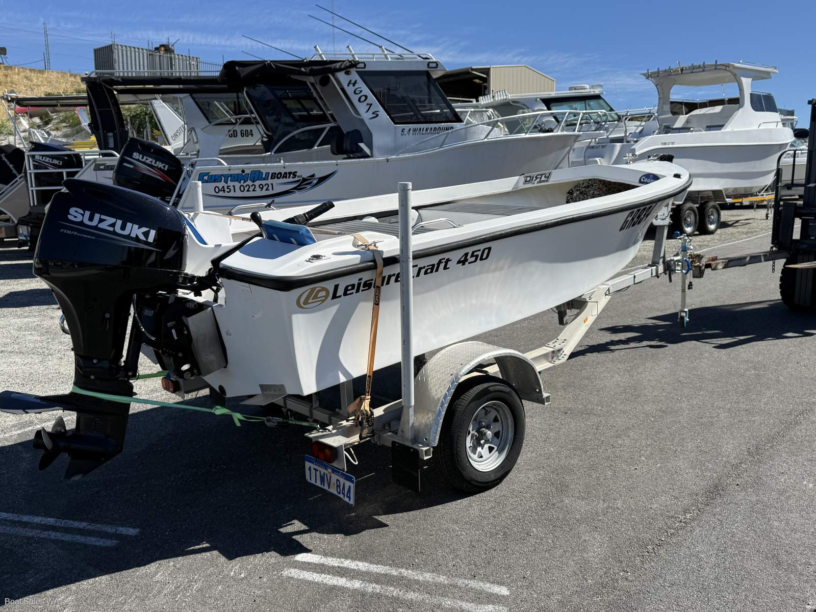Leisurecraft 450 2021 MODEL 50HP 4 STR SUZUKI MOTOR
