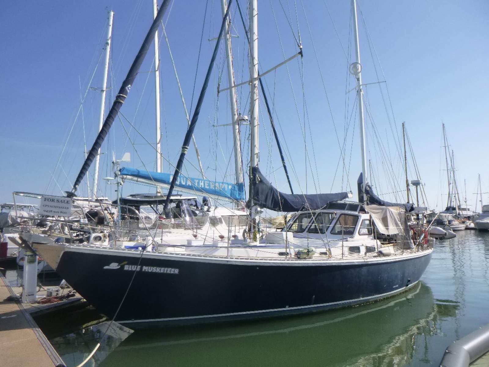 Bruce Roberts 36 Ketch