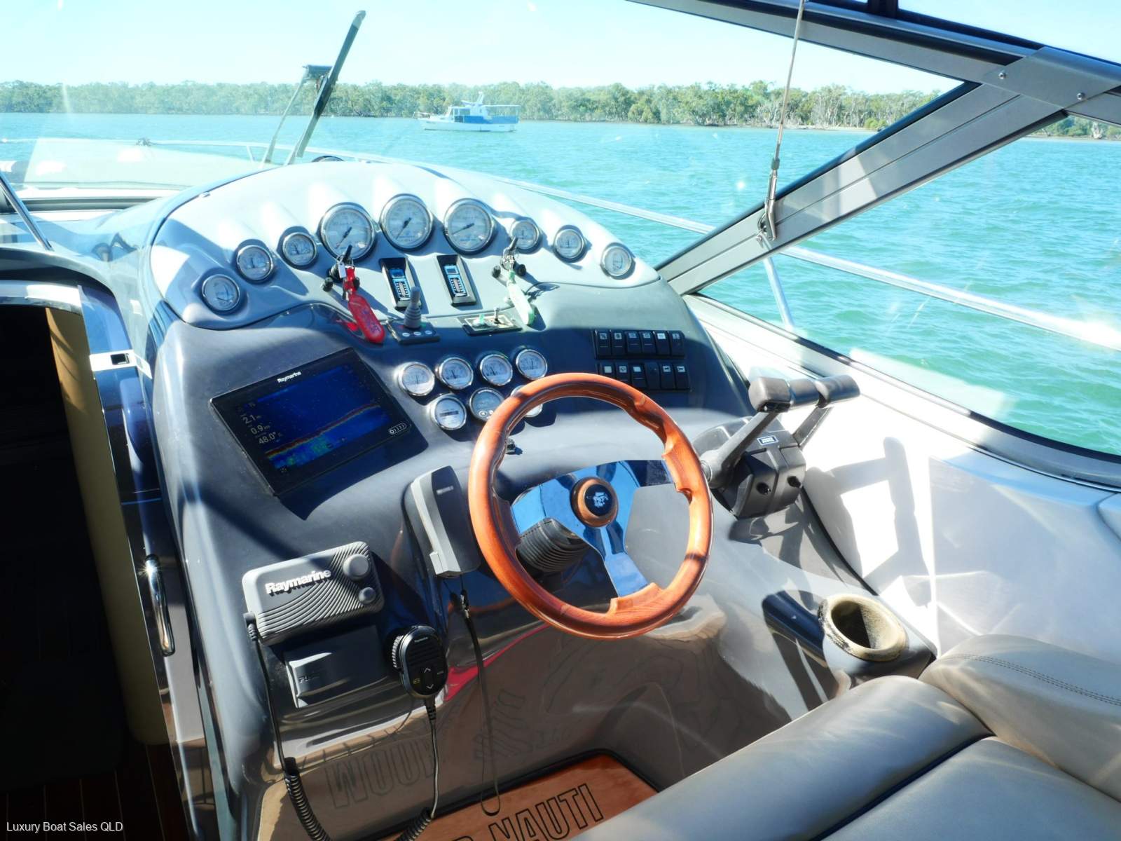 Mustang 4200 Sportscruiser